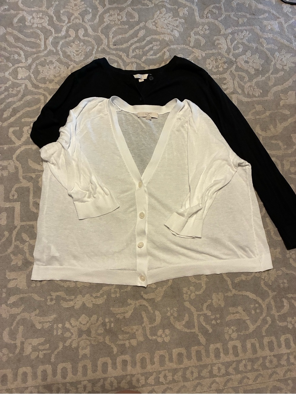 LOFT Bundle Black and white Button-Front Lightweight Top